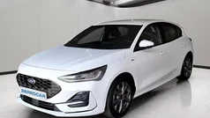 Blanco Usado 2023 Ford Focus ST-Line Utilitario | 18.299 € (Precio justo)