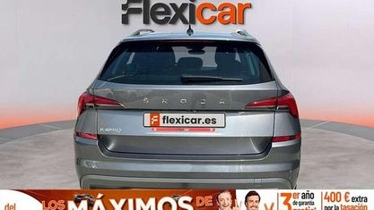 Usado Skoda Kamiq Sport 110 CV (80 kW) 2022 Gris SUV