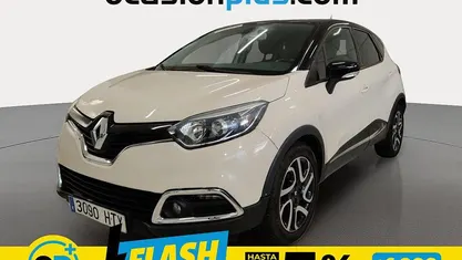 Usado 2013 Renault Captur Zen SUV | 8600 € (Buen precio)