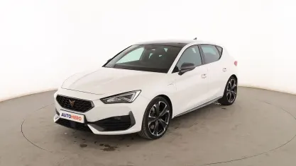 Usado Cupra Leon VZ 245 CV (180 kW) 2024 Blanco Berlina
