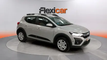 Usado Dacia Sandero Expression 91 CV (66 kW) 2024 Gris Berlina