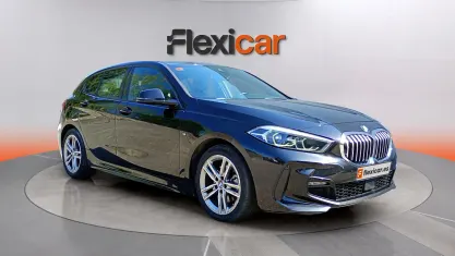 Usado BMW 118 150 CV (110 kW) 2021 Negro Utilitario