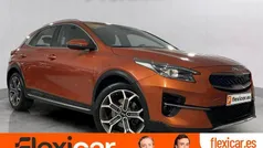 Rojo Usado 2021 Kia XCeed SUV | 15.990 € (Buen precio)