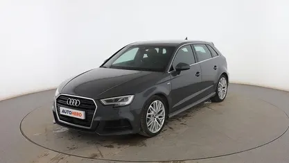 Usado Audi A3 S-Line 116 CV (85 kW) 2018 Gris Utilitario