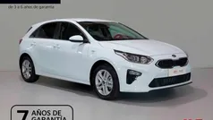Usado 2022 Kia Ceed Berlina | 17.700 € (Precio justo)