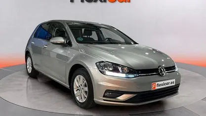 Usado 2018 VW Golf Business Berlina | 12.590 € (Buen precio)