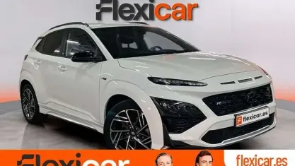 Usado Hyundai Kona N Line 120 CV (88 kW) 2023 Blanco SUV