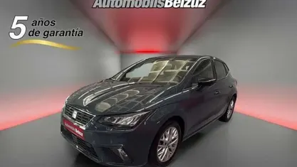 Usado Seat Ibiza FR 116 CV (85 kW) 2025 Gris Utilitario