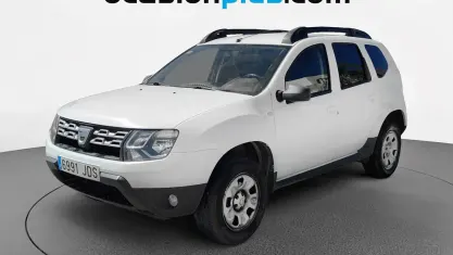 Usado Dacia Duster Lauréate 110 CV (80 kW) 2015 Blanco SUV