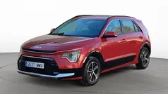 Rojo Usado 2024 Kia Niro SUV | 22.182 € (Buen precio)