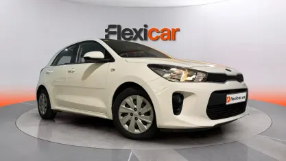 Occasion Kia Rio 84 PK (61 kW) 2018 Wit Sedan