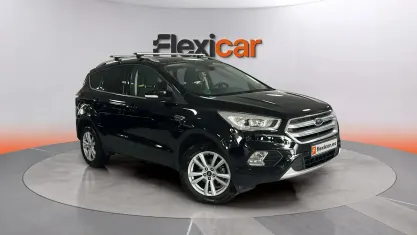Usado Ford Kuga Titanium 120 CV (88 kW) 2019 SUV