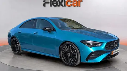 Azul Usado 2025 Mercedes CLA220 Berlina | 39.790 € (Buen precio)