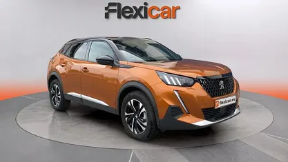 Usado Peugeot 2008 GT 131 CV (96 kW) 2023 SUV