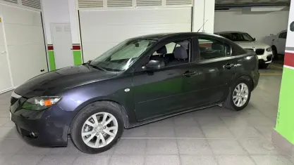 Begagnad Mazda 3 Active Plus 143 HK (105 kW) 2007 Grå Sedan