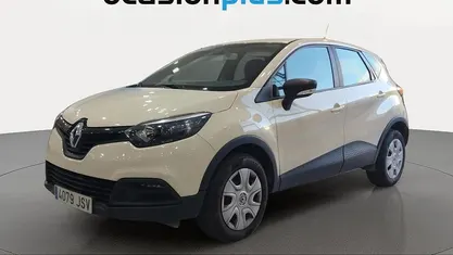 Usado Renault Captur Life 90 CV (66 kW) 2016 Beige SUV