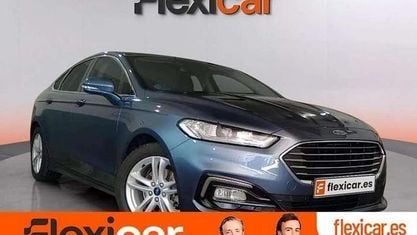 Usado Ford Mondeo Trend 165 CV (121 kW) 2019 Azul Berlina