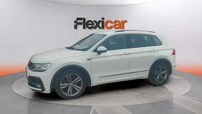 Usado VW Tiguan R-line 150 CV (110 kW) 2020 SUV