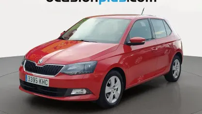 Usado Skoda Fabia 95 CV (69 kW) 2018 Rojo Utilitario