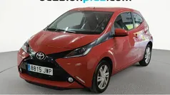 Rojo Usado 2017 Toyota Aygo X-play Utilitario | 9364 € (Buen precio)