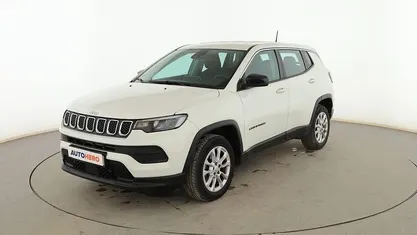 Käytetty Jeep Compass Night Eagle 129 HP (94 kW) 2023 Valkoinen Katumaasturi