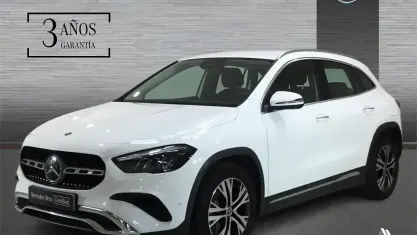 Usado Mercedes GLA200 Progressive 150 CV (110 kW) 2024 Blanco SUV