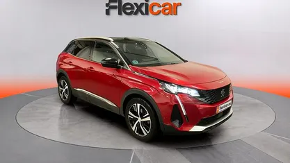 Usado Peugeot 3008 GT 131 CV (96 kW) 2023 Burdeos SUV