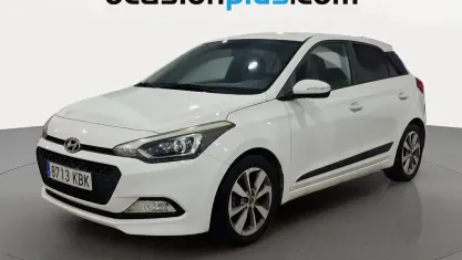 Usado Hyundai i20 84 CV (61 kW) 2017 Blanco Utilitario