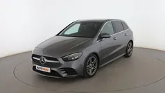 Gris Usado 2020 Mercedes B200 AMG line Monovolumen | 27.999 € (Precio justo)