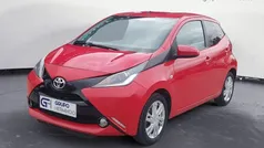 Usado 2017 Toyota Aygo X-cite Utilitario | 9500 € (Precio justo)