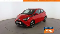 Rojo Usado 2019 Toyota Aygo X-play Utilitario | 13.299 € (Precio justo)