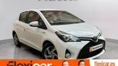 Blanco Usado 2016 Toyota Yaris Hybrid Advance Berlina | 12.390 € (Precio justo)