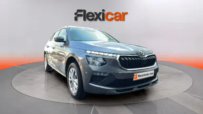 Usado Skoda Kamiq Selection 116 CV (85 kW) 2024 Gris SUV