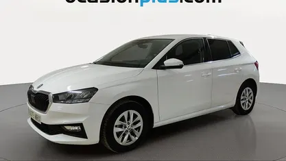 Usado Skoda Fabia Selection 95 CV (69 kW) 2024 Utilitario