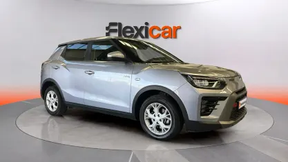 Usado SsangYong Tivoli 163 CV (119 kW) 2024 Gris SUV