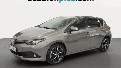 Usado Toyota Auris Hybrid Edition 136 CV (100 kW) 2018 Utilitario