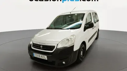 Usado Peugeot Partner Tepee Access 100 CV (73 kW) 2017 Blanco Monovolumen