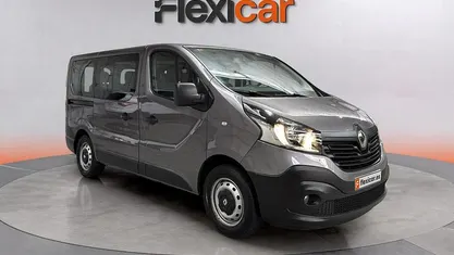 Gris Usado 2019 Renault Trafic Monovolumen | 24.290 € (Precio justo)