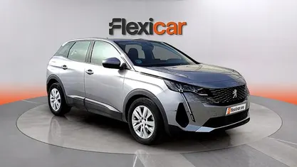 Usado Peugeot 3008 Active 130 CV (95 kW) 2021 SUV