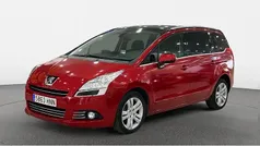 Rojo Usado 2013 Peugeot 5008 Allure Monovolumen | 9350 € (Precio justo)