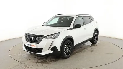 Usado Peugeot 2008 Allure 131 CV (96 kW) 2021 SUV