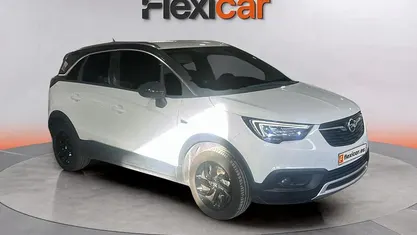 Usado Opel Crossland X Business Elegance 131 CV (96 kW) 2020 Blanco SUV