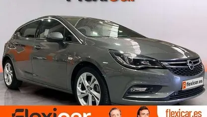 Usado Opel Astra Dynamic 125 CV (91 kW) 2016 Utilitario