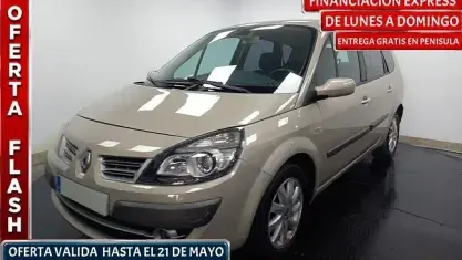 Usado Renault Scenic E-Tech Dynamique 112 CV (82 kW) 2008 Otro