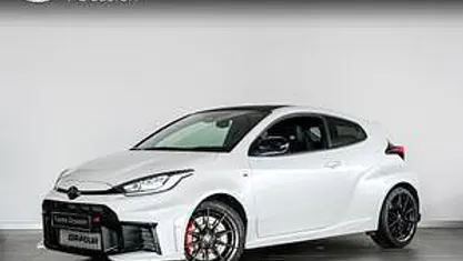 Usado 2024 Toyota Yaris Berlina | 52.900 €