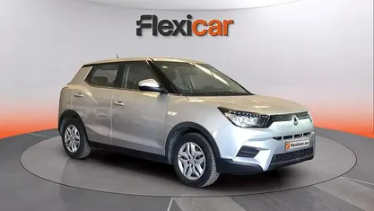 Usado Ssangyong (KGM) Tivoli 129 CV (94 kW) 2016 SUV