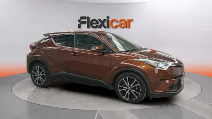Usado Toyota C-HR Advance 122 CV (89 kW) 2018 Marrón SUV