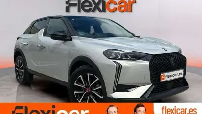 Usado DS Automobiles DS3 Crossback Performance 131 CV (96 kW) 2023 Beige SUV