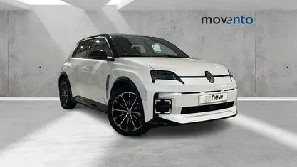Blanco Usado 2024 Renault R5 Iconic Utilitario | 26.500 € (Buen precio)