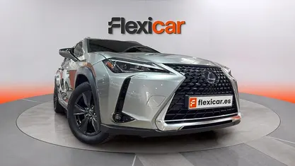 Usado Lexus UX Luxury Line 184 CV (135 kW) 2020 Gris SUV